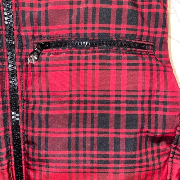 Ralph Lauren Buffalo Plaid Puffer Vest Red & Black SZ M - Picture 5 of 6